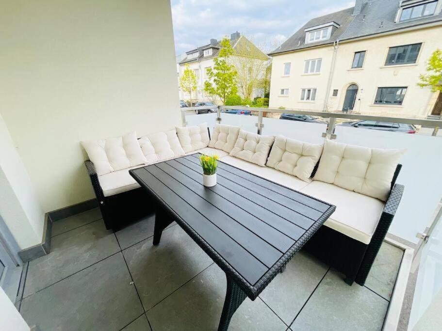 Appartement Three Bedrooms In Center With Terrace&parking Luxemburg