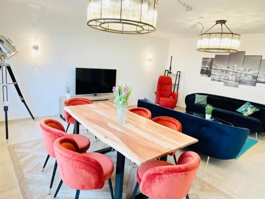 Three Bedrooms In Center With Terrace&parking * Luxemburg